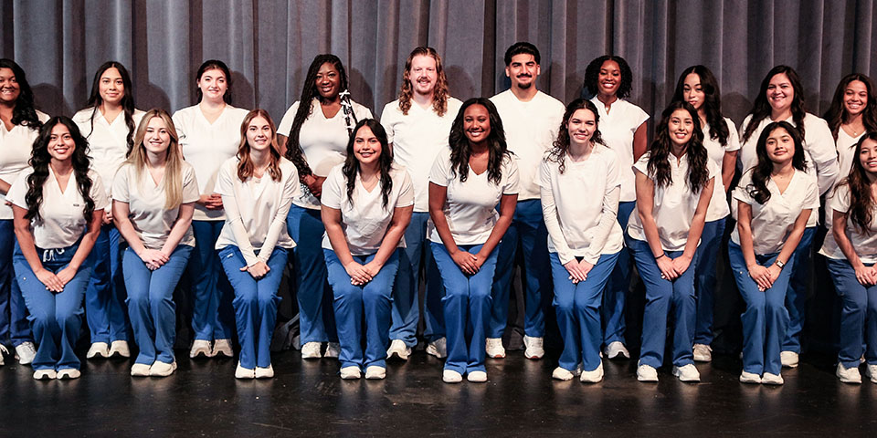 Students completing ADN program